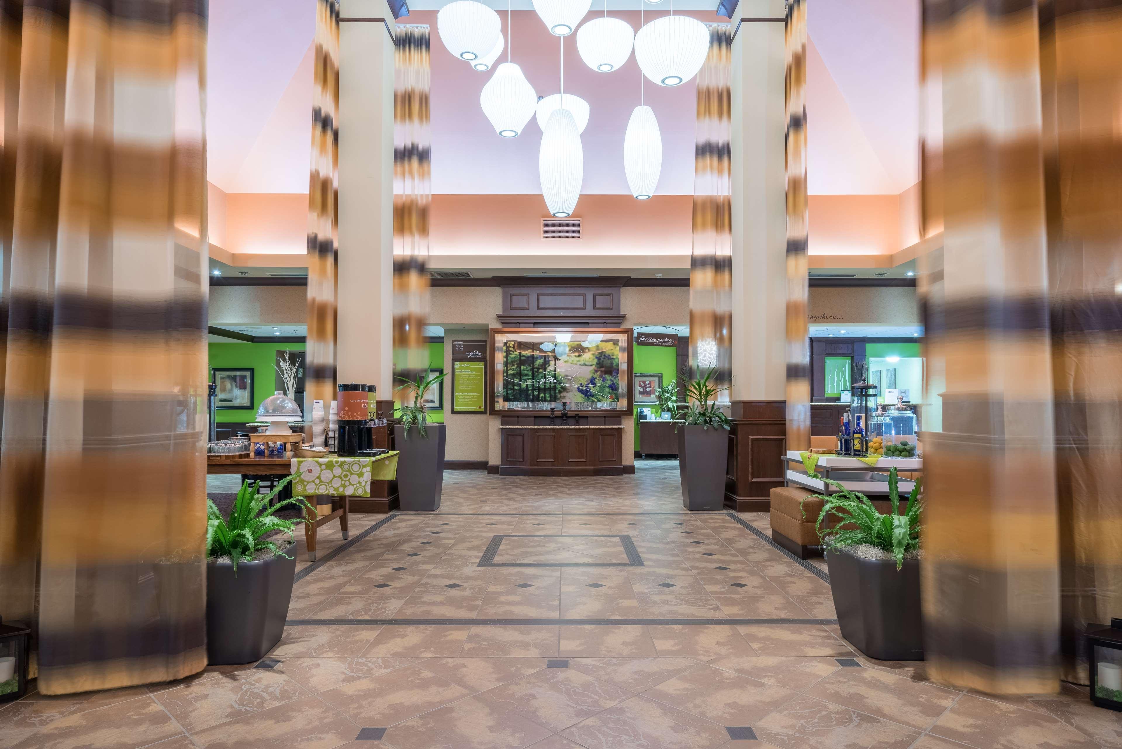 Hilton Garden Inn Sioux City Riverfront Exterior photo