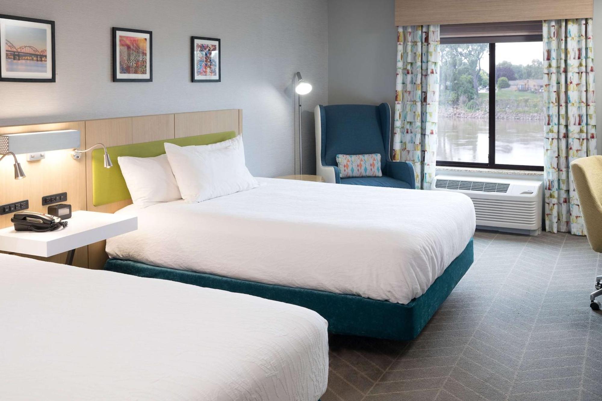 Hilton Garden Inn Sioux City Riverfront Exterior photo