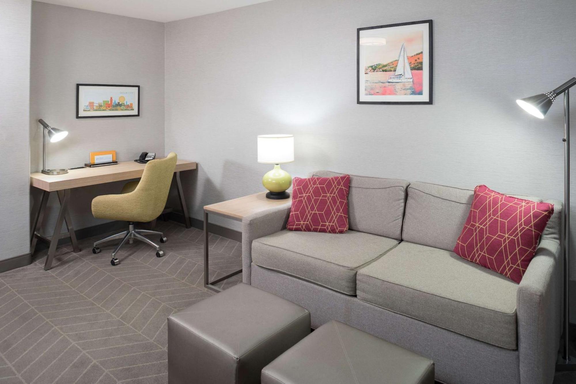 Hilton Garden Inn Sioux City Riverfront Exterior photo
