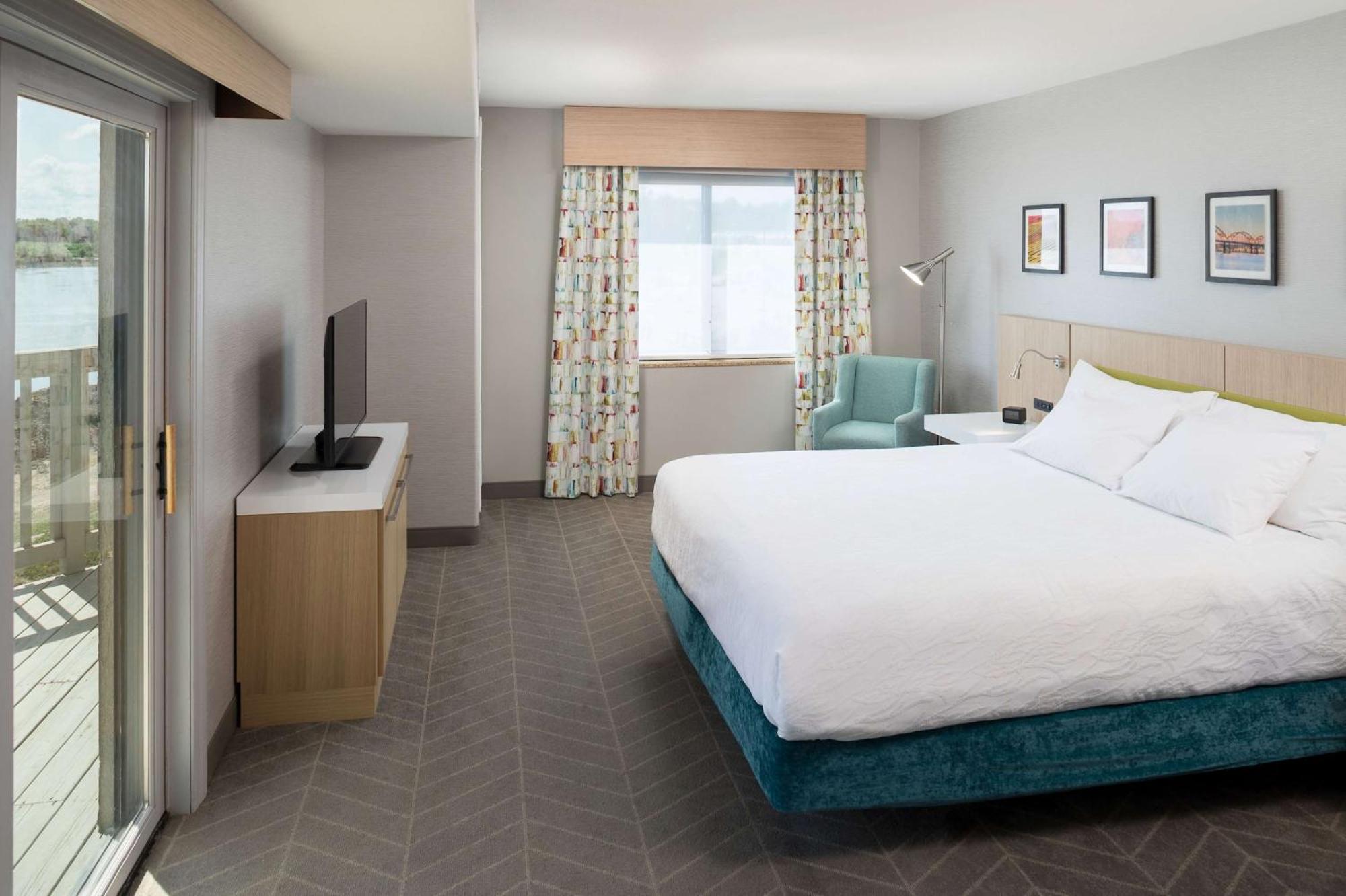 Hilton Garden Inn Sioux City Riverfront Exterior photo